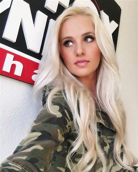 tomi lahren nude